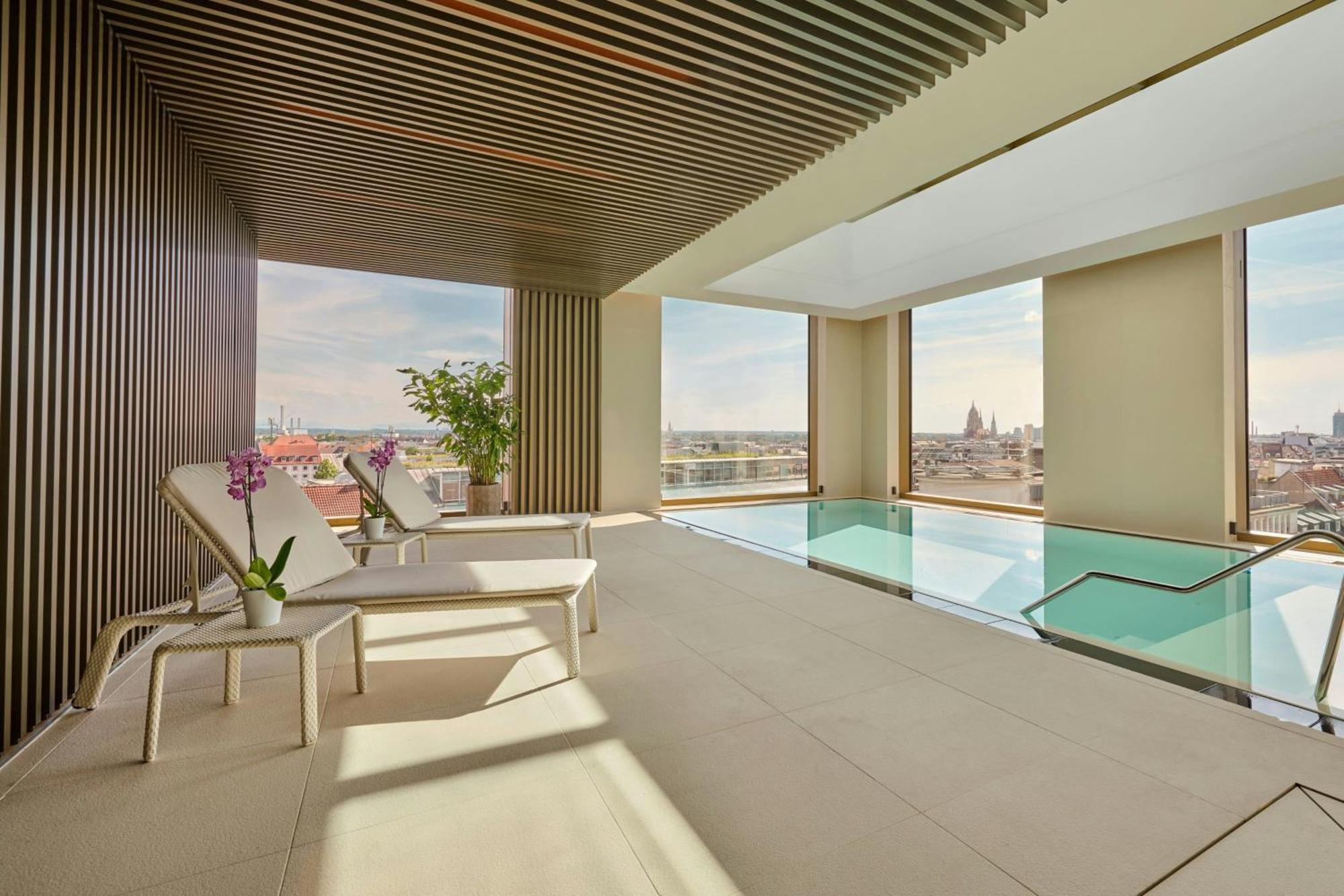 Koenigshof, A Luxury Collection Hotel, Munich Exterior photo